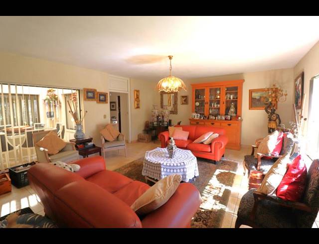 3 BEDROOM CLUSTER FOR SALE IN SANDOWN